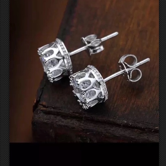 925 Sterling Silver Crystal Crown Set Ear Stud - Picture 2 of 4