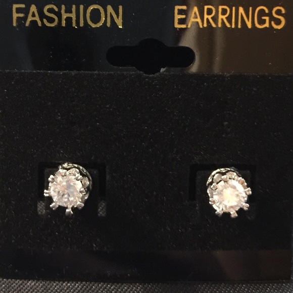 925 Sterling Silver Crystal Crown Set Ear Stud - Picture 4 of 4