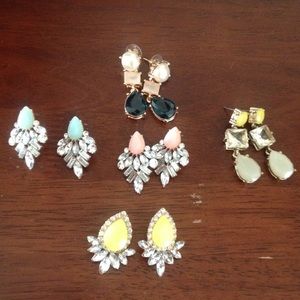 Bundled earrings! $12 for all 5 pairs!