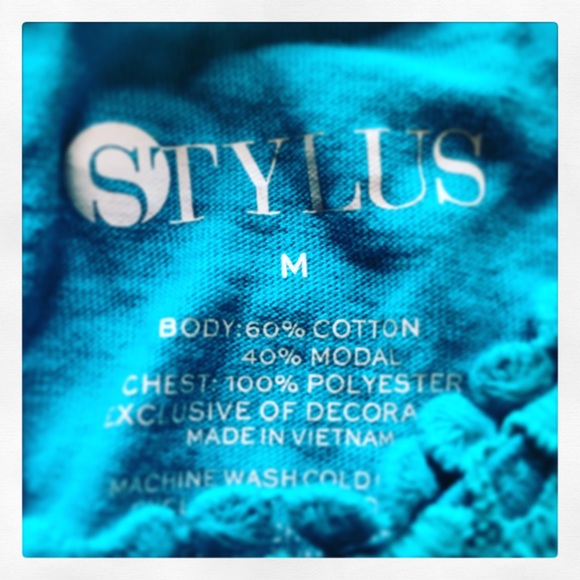 ✳️ Stylus Top - Picture 3 of 4