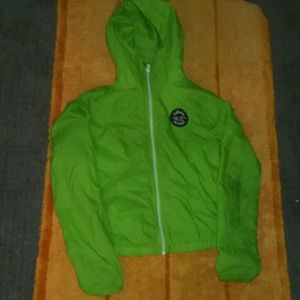 Hollister Rain Jacket XS