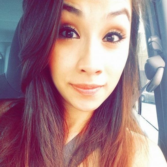 Meet your Posher, Esmeralda