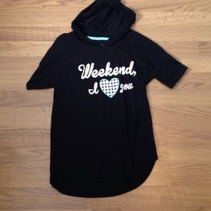 Black quarter sleeved shirt with hood