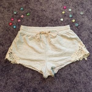 🔴Adorable and cozy shorts