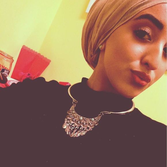 Meet your Posher, Shirine