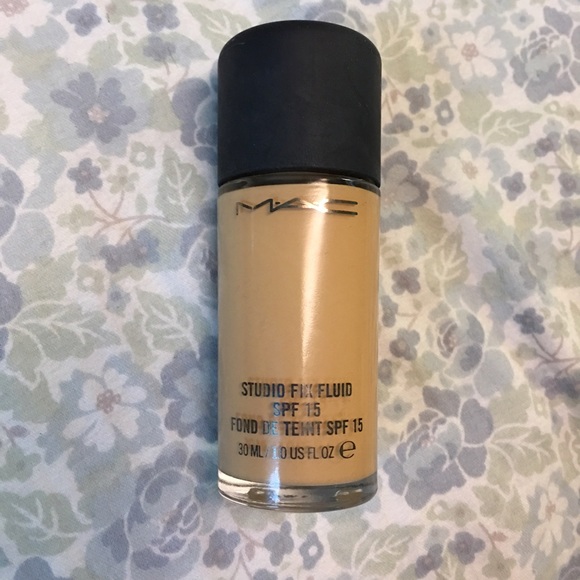 Studio Fix Fluid NC25