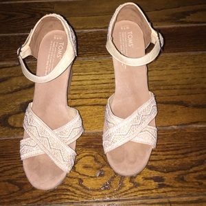 Toms Wedges