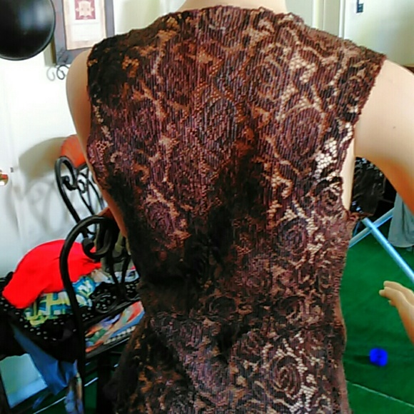 Vest - Picture 2 of 3