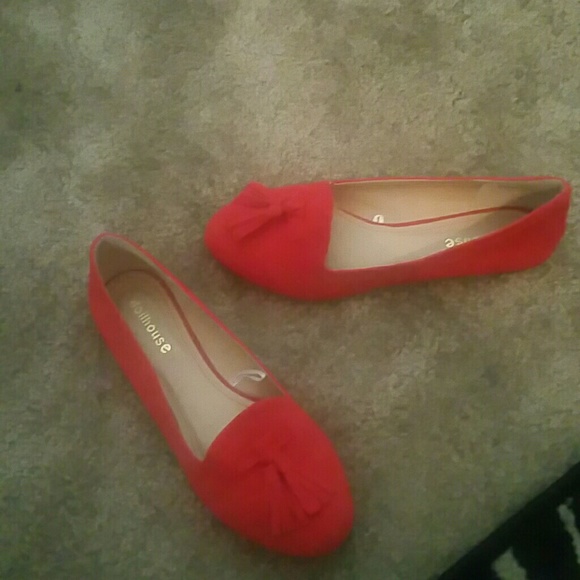 Dollhouse ladies flats
