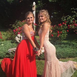 Meet your Posher, Kassandra