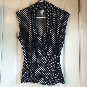 Fun black and white Polk-a-dot top.