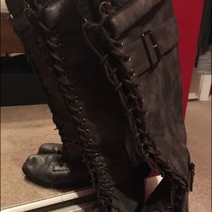 Tall boots from JustFab. I wore it 2 or 3 times