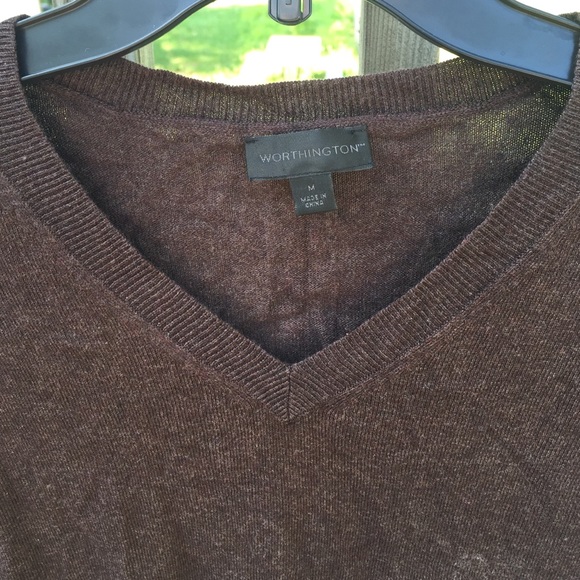 Brown v-neck sweater - Picture 2 of 3