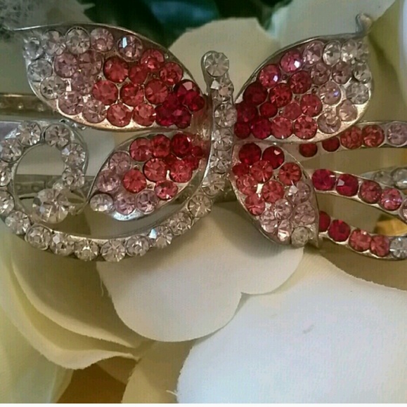 Accessory bundle. Firm price.