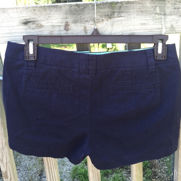 Navy blue shorts - Picture 2 of 3