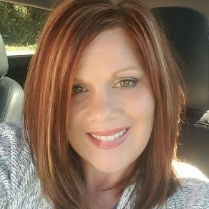 Meet your Posher, Deborah