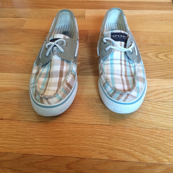 Sperry Plaid Boat Shoe size 9