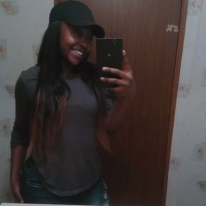 Meet your Posher, Brezzy