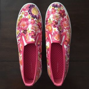 Floral flats