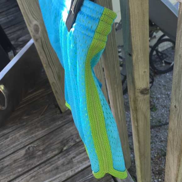 Blue athletic shorts - Picture 3 of 3