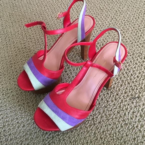 Beautiful Jessica Simpson pumps!