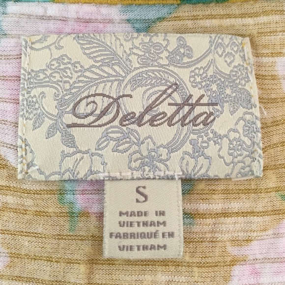 Anthropologie Floral Stretch summer top! - Picture 3 of 3