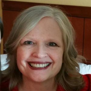 Meet your Posher, Stacy