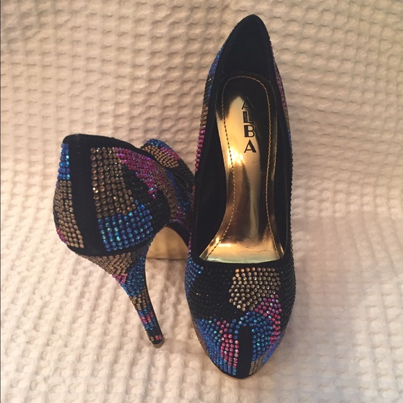 Sparkling Multi-color Rhinestone Pumps - Picture 3 of 4