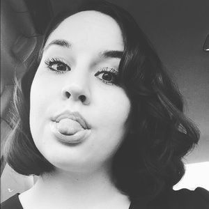 Meet your Posher, Joann