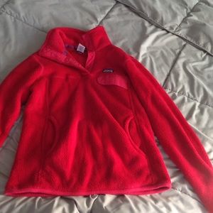 Scarlet colored pullover Patagonia, size small.