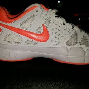 Meet your Posher, Sabrina