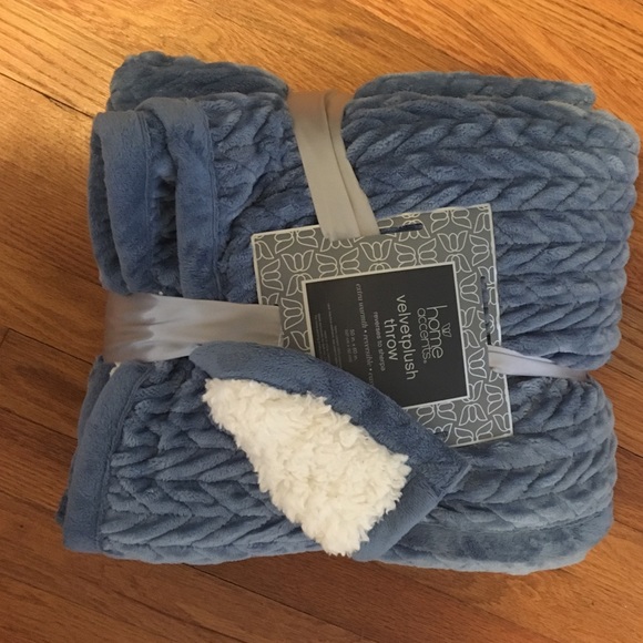 Velvet plush throw