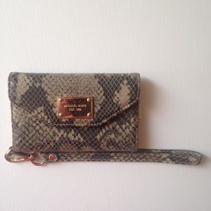 Micheal Kors snakeskin wristlet