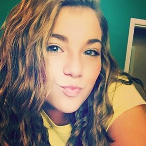 Meet your Posher, Ashlin