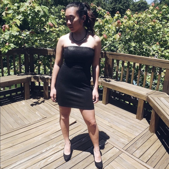 Little Black Dress - Picture 1 of 3