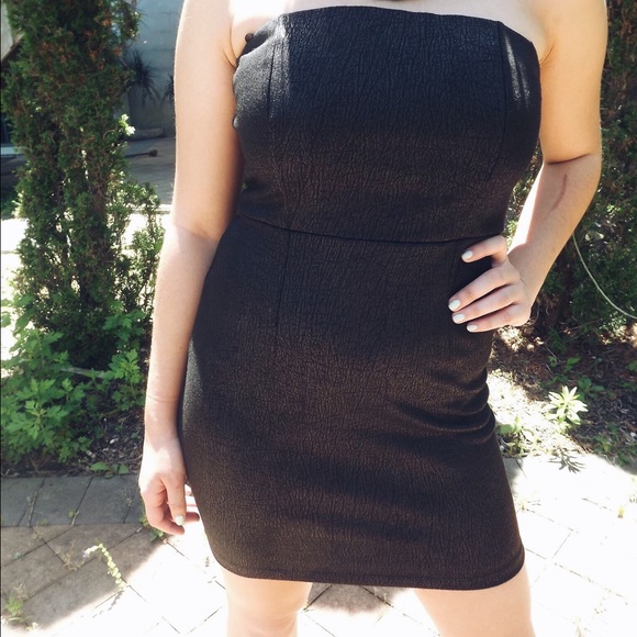 Little Black Dress - Picture 2 of 3