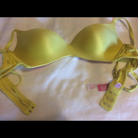 Victoria Secret V-Neck Push-Up 34A