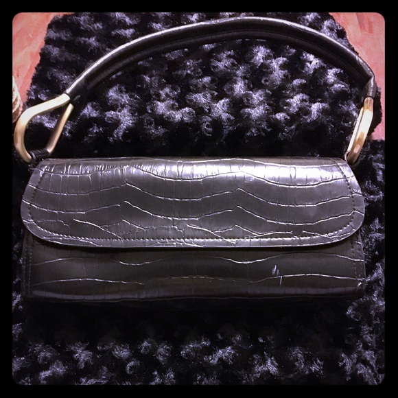 Black purse!