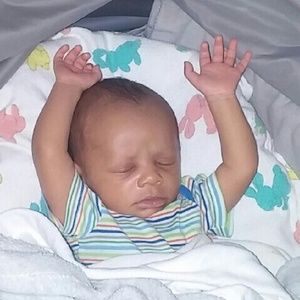 Meet your Posher, Dionne