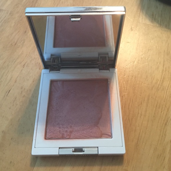 Clinique fresh bloom 11 peony blend bronzer