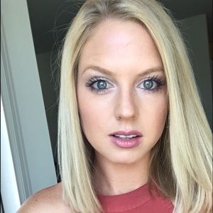 Meet your Posher, Kari