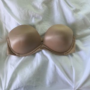 Strapless VS bra with water push up inserts