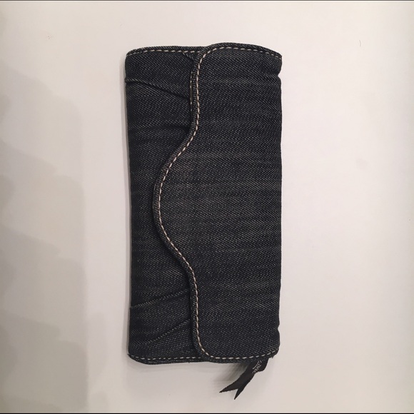 Thirty One three fold wallet