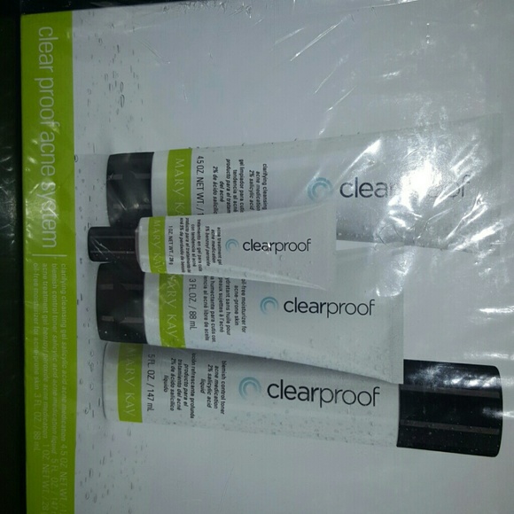 Mary kay acne clearproof