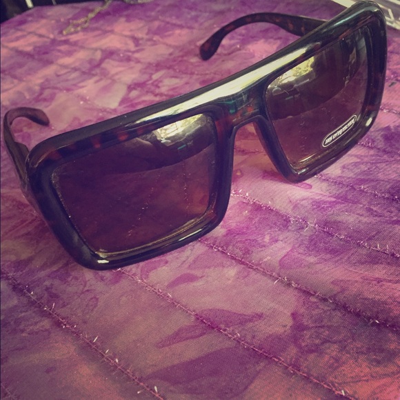 NWOT Oversized Square Sunglasses