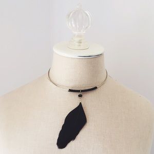 Choker necklace with feather