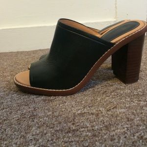 J. Crew slides like new 6.5