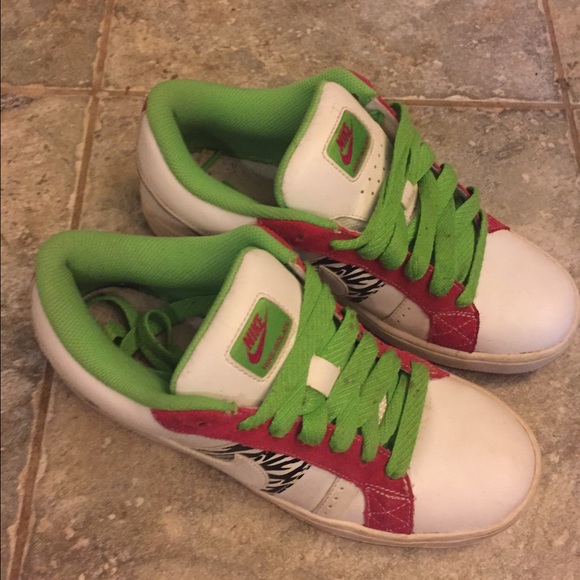 Nike isolate zebra swoosh sneakers