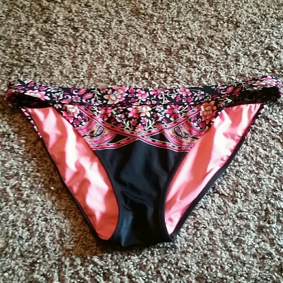 New without tags, Victorias Secret bikini bottoms