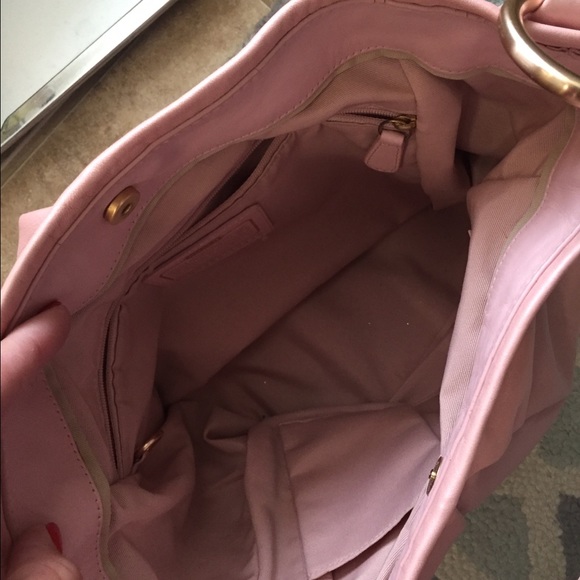 Coach Purse - Picture 4 of 4